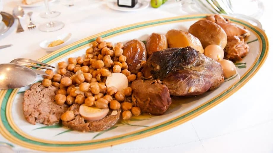 Gastronomía de Madrid: Platos tradicionales que no te puedes perder