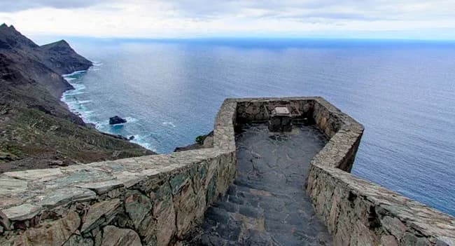 Mirador de montaña alta: vistas impresionantes y acceso fácil en Gran Canaria