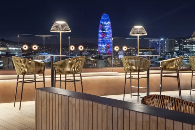 Hotel Pere IV en Barcelona: comodidad y servicios excepcionales